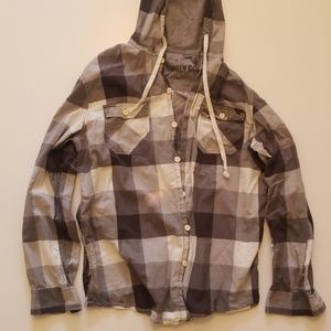 Long sleeved shirt with hood